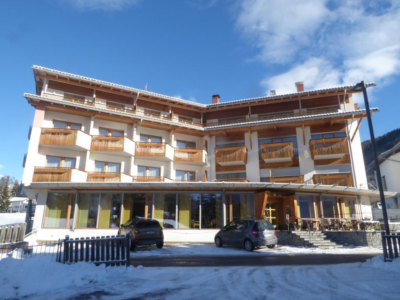 Sporthotel Rasen Rasùn di Sotto Eksteriør bilde